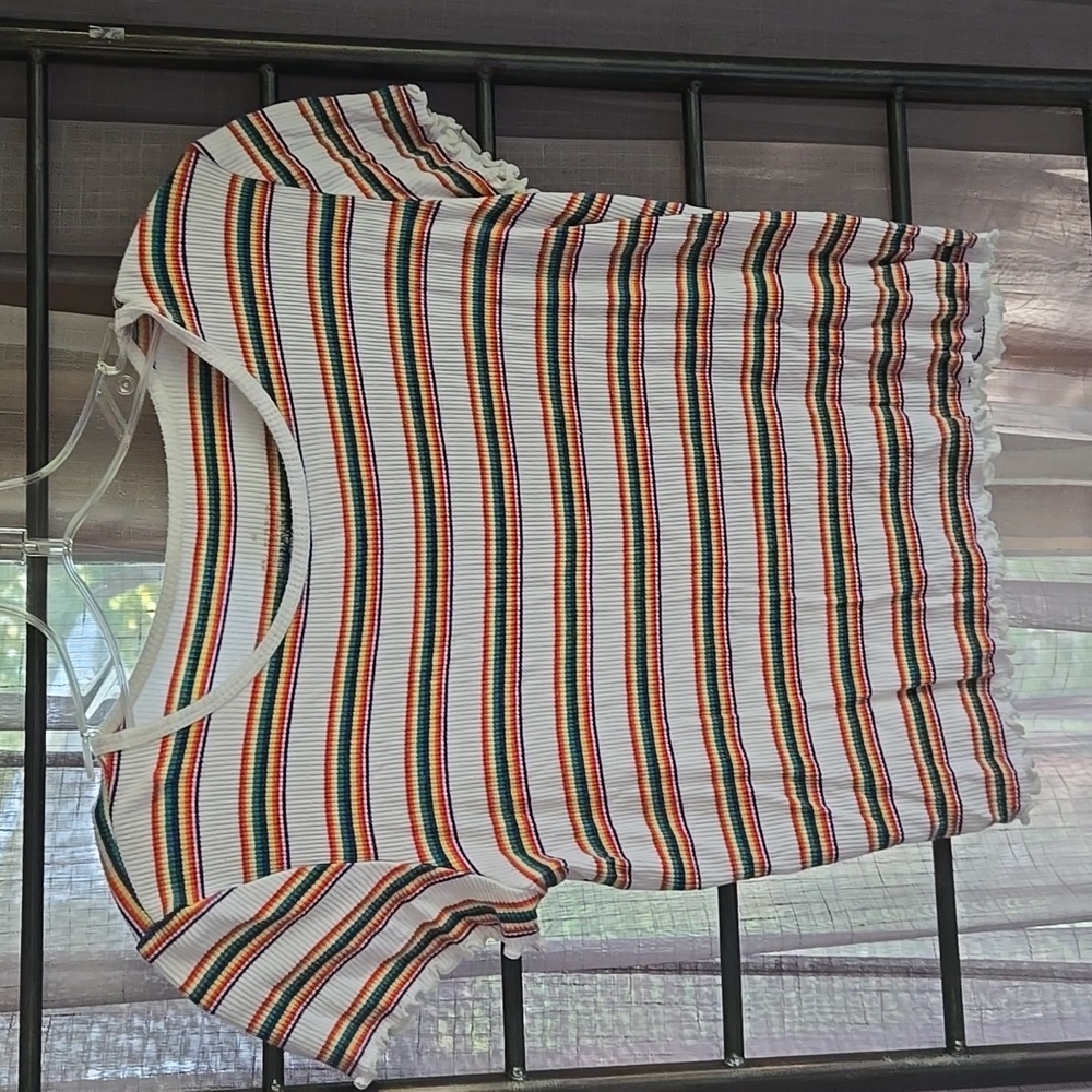 Soft stripe crop T